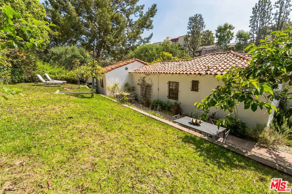 451 Veteran Avenue Los Angeles, CA 90024