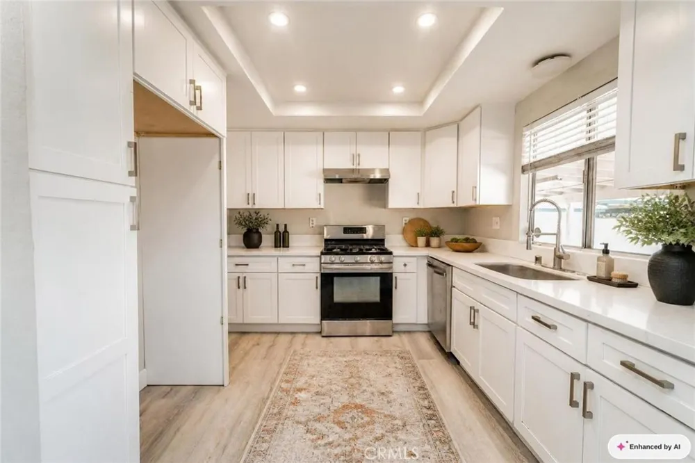 732 S Acacia Rialto, CA 92376