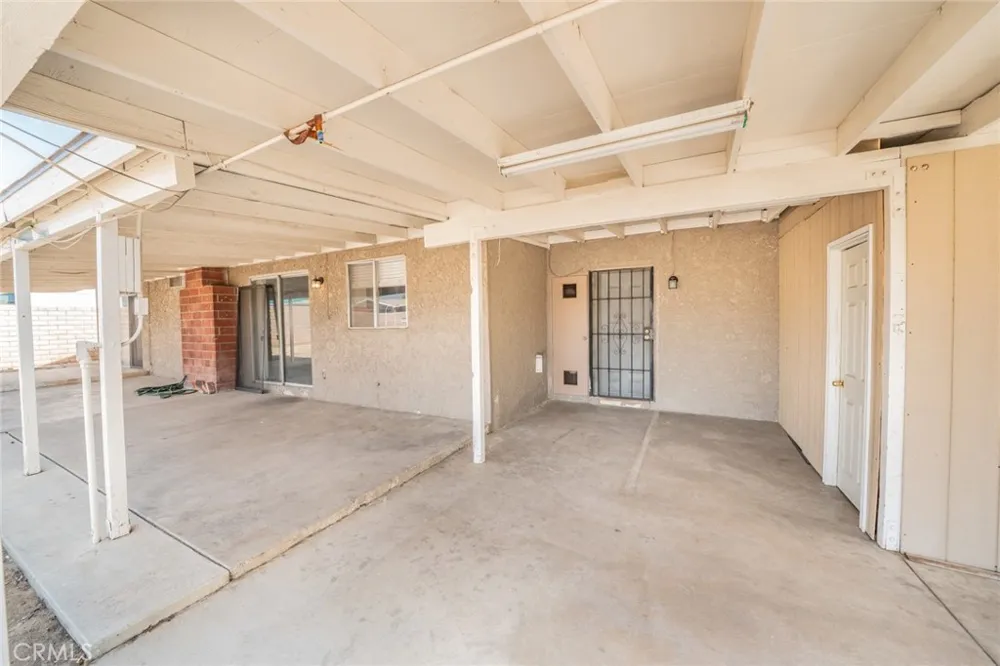 732 S Acacia Rialto, CA 92376