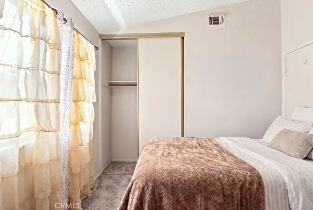 12446 Mount Baldy Victorville, CA 92392