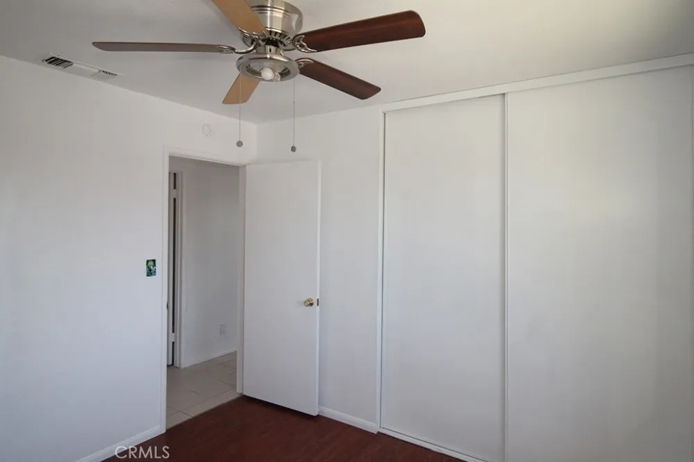 25626 Eaton Barstow, CA 92311