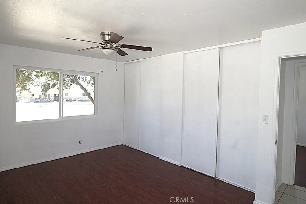25626 Eaton Barstow, CA 92311