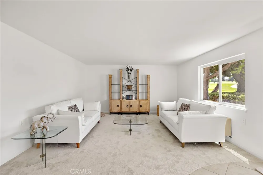 2389 Via Mariposa W #1E Laguna Woods, CA 92637