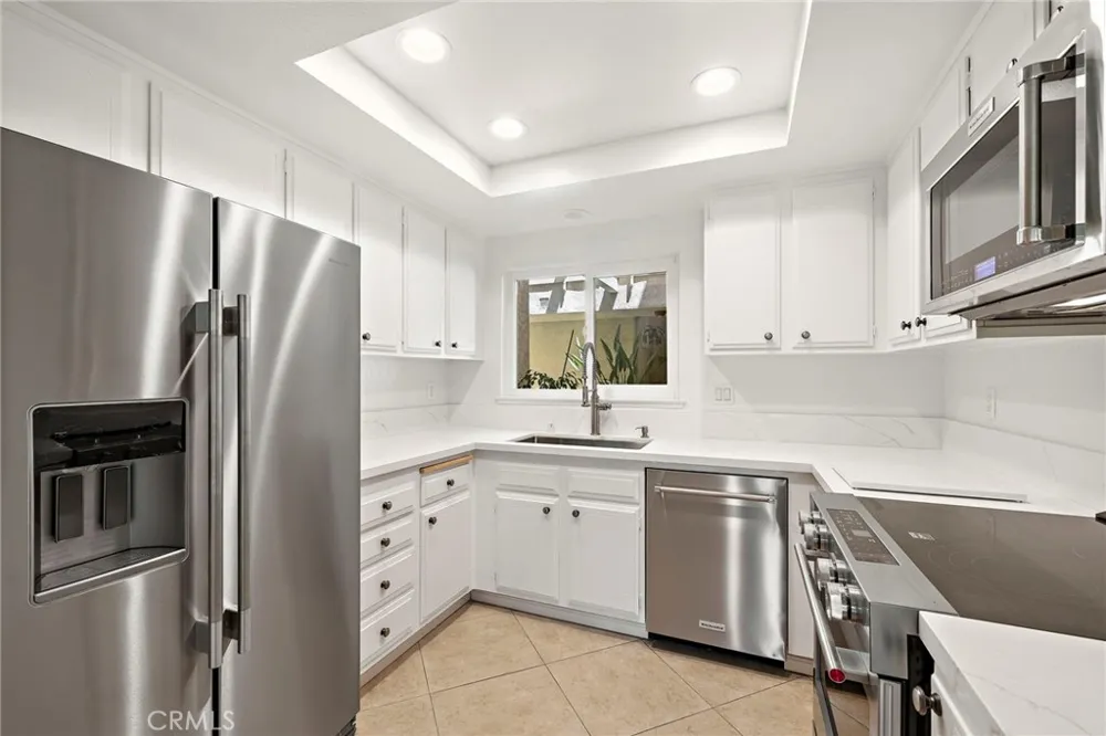 2389 Via Mariposa W #1E Laguna Woods, CA 92637