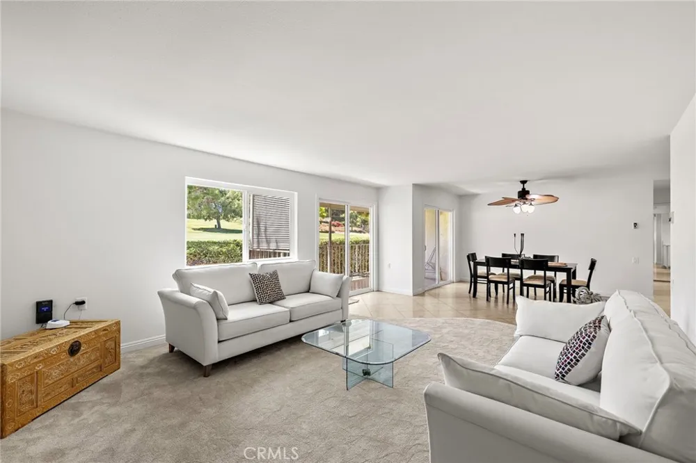2389 Via Mariposa W #1E Laguna Woods, CA 92637
