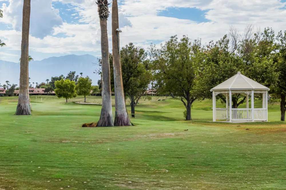 41683 Woodhaven Drive E Palm Desert, CA 92211