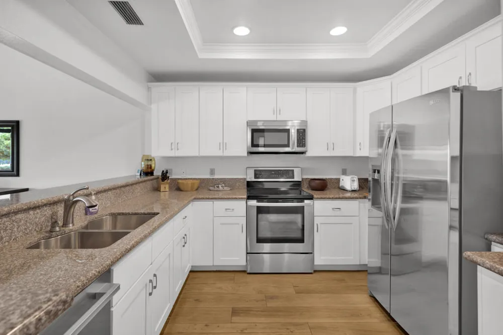 41683 Woodhaven Drive E Palm Desert, CA 92211