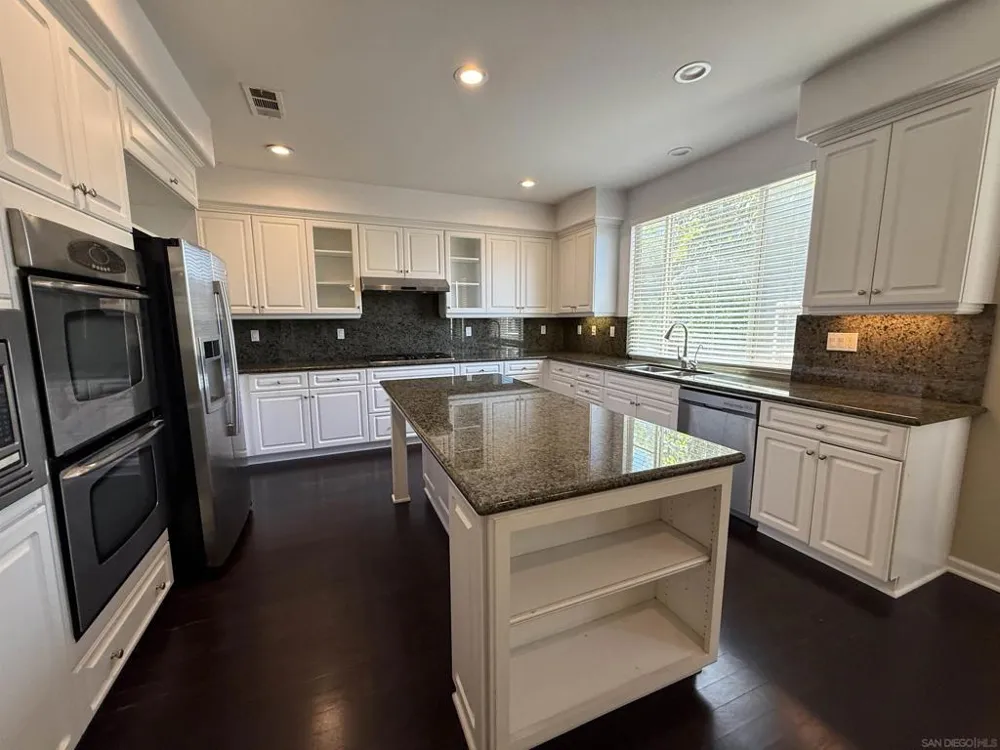 2750 Dove Tail Dr San Marcos, CA 92078