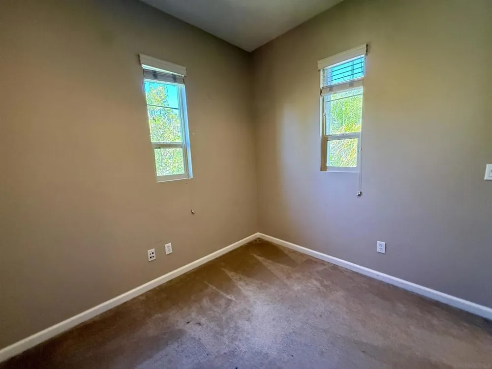 2750 Dove Tail Dr San Marcos, CA 92078