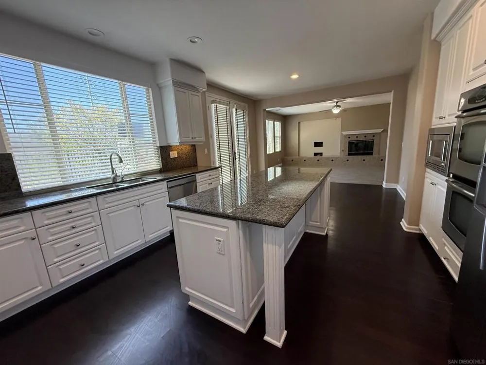 2750 Dove Tail Dr San Marcos, CA 92078