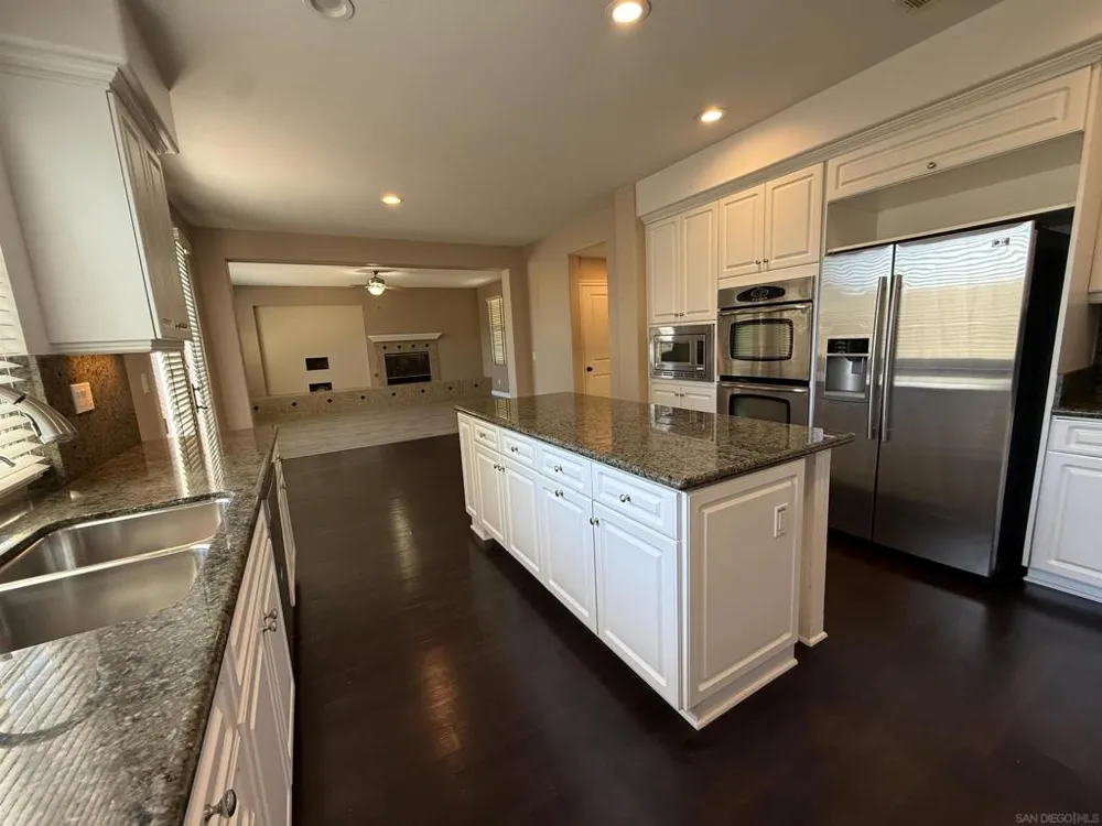 2750 Dove Tail Dr San Marcos, CA 92078