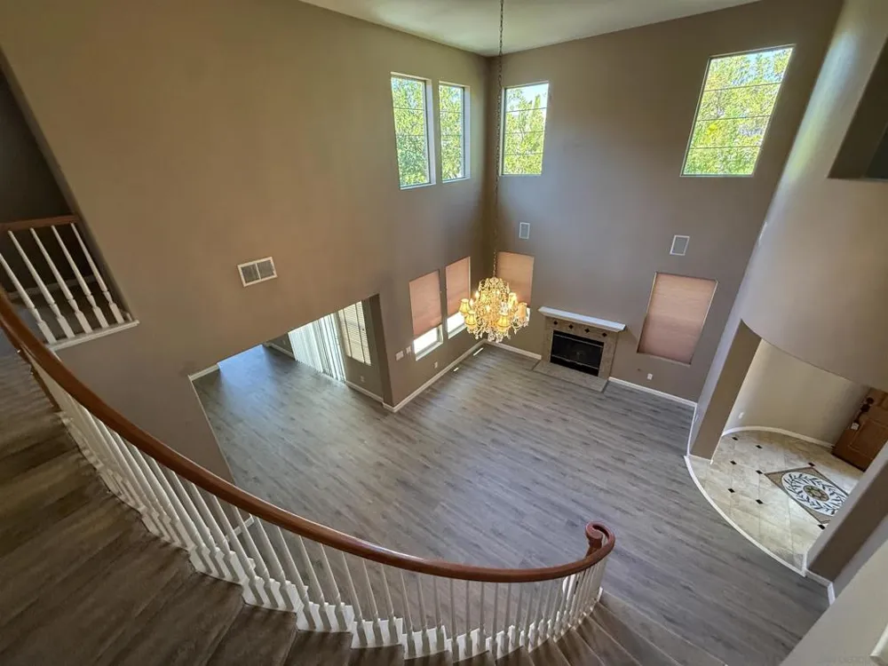 2750 Dove Tail Dr San Marcos, CA 92078