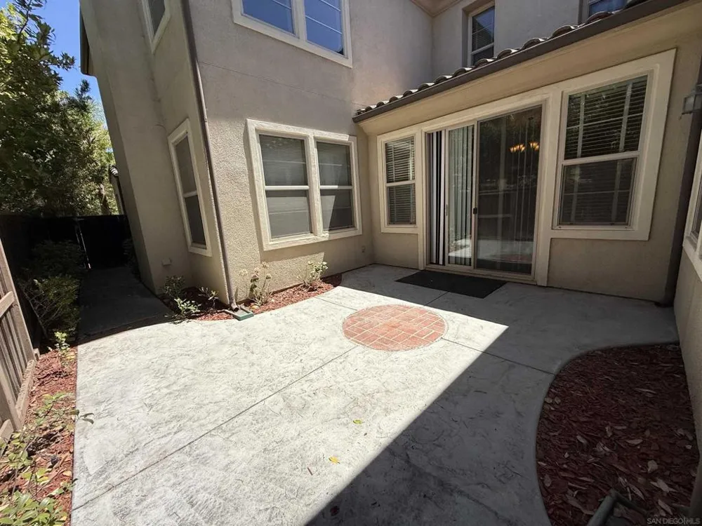 2750 Dove Tail Dr San Marcos, CA 92078