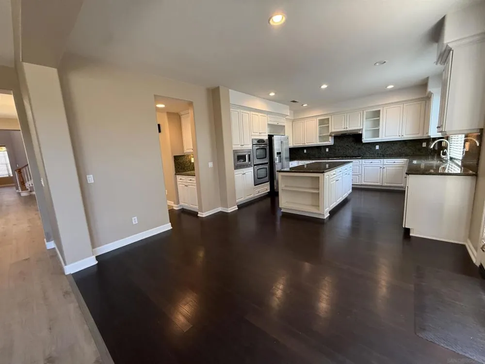 2750 Dove Tail Dr San Marcos, CA 92078