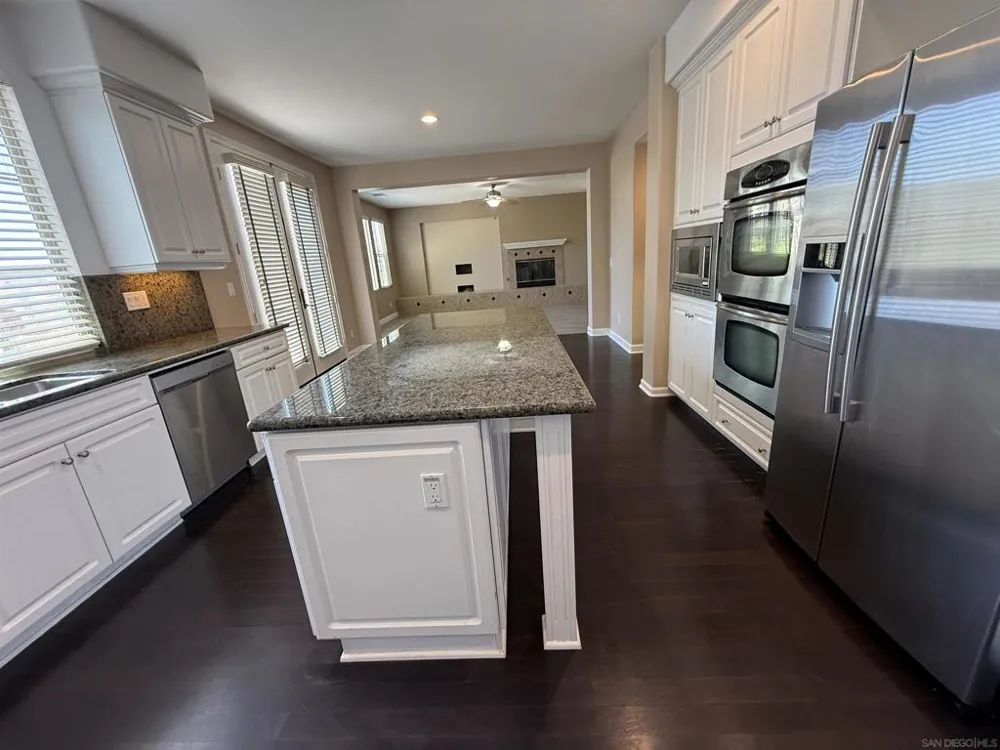 2750 Dove Tail Dr San Marcos, CA 92078