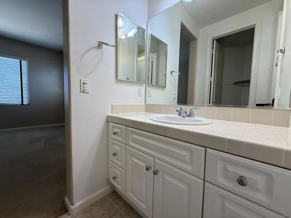 2750 Dove Tail Dr San Marcos, CA 92078