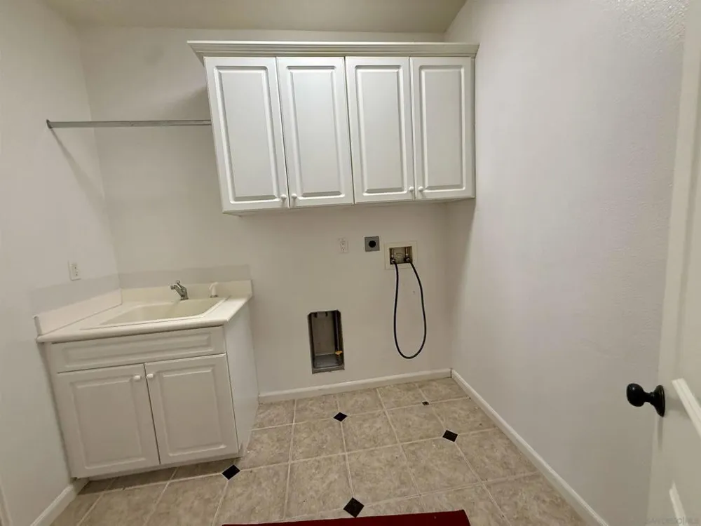 2750 Dove Tail Dr San Marcos, CA 92078