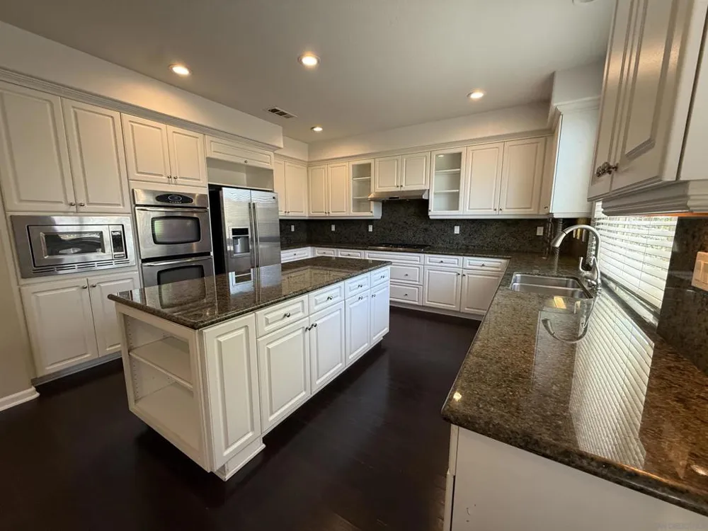 2750 Dove Tail Dr San Marcos, CA 92078