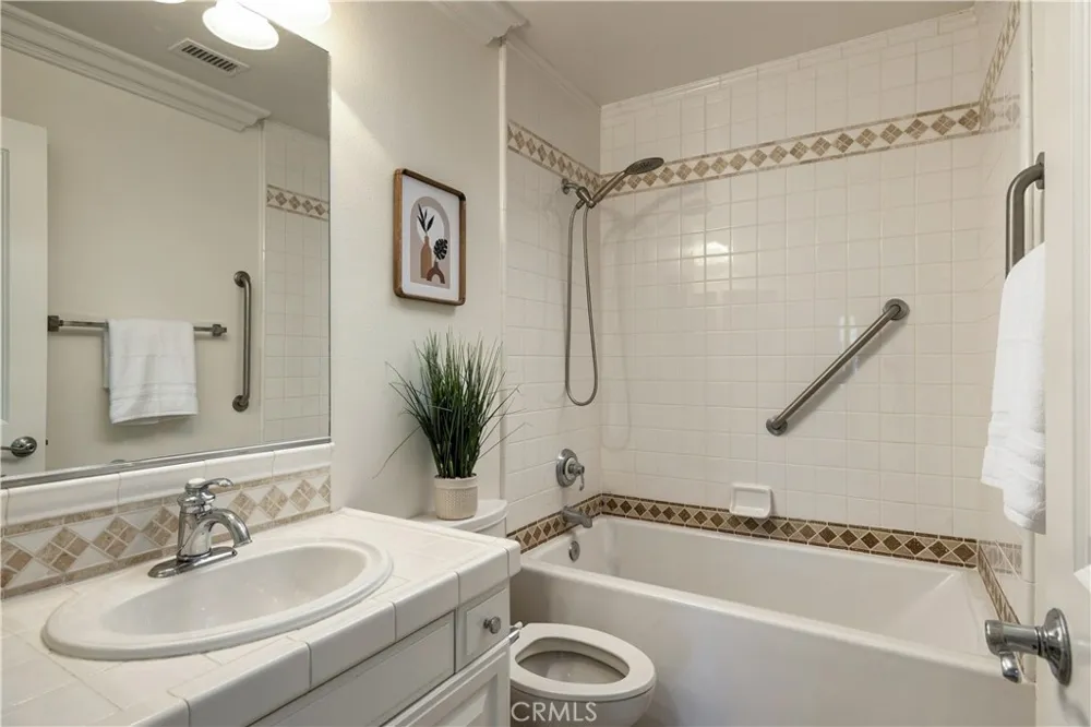 51 Bower Tree Irvine, CA 92603