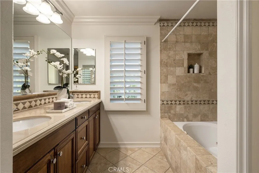 51 Bower Tree Irvine, CA 92603