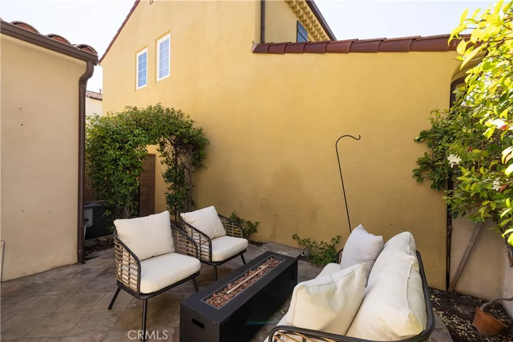 51 Bower Tree Irvine, CA 92603