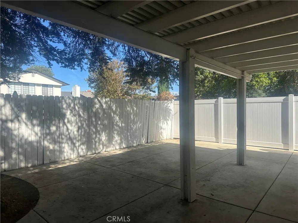 20957 Community Los Angeles, CA 91304