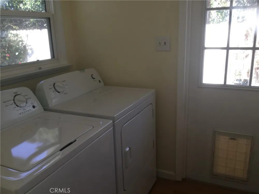 20957 Community Los Angeles, CA 91304