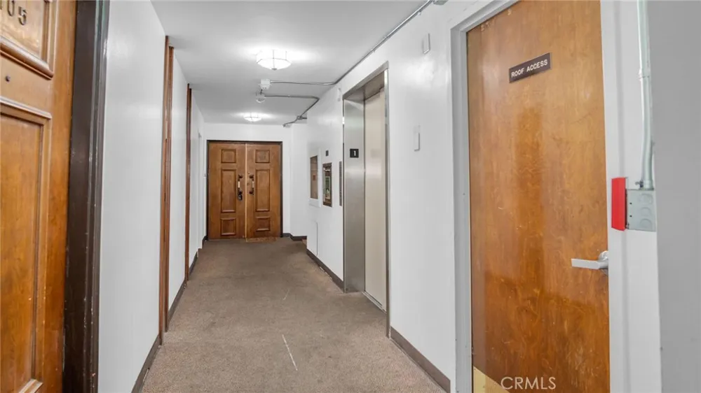 2260 Cahuenga Blvd #106 Los Angeles, CA 90068