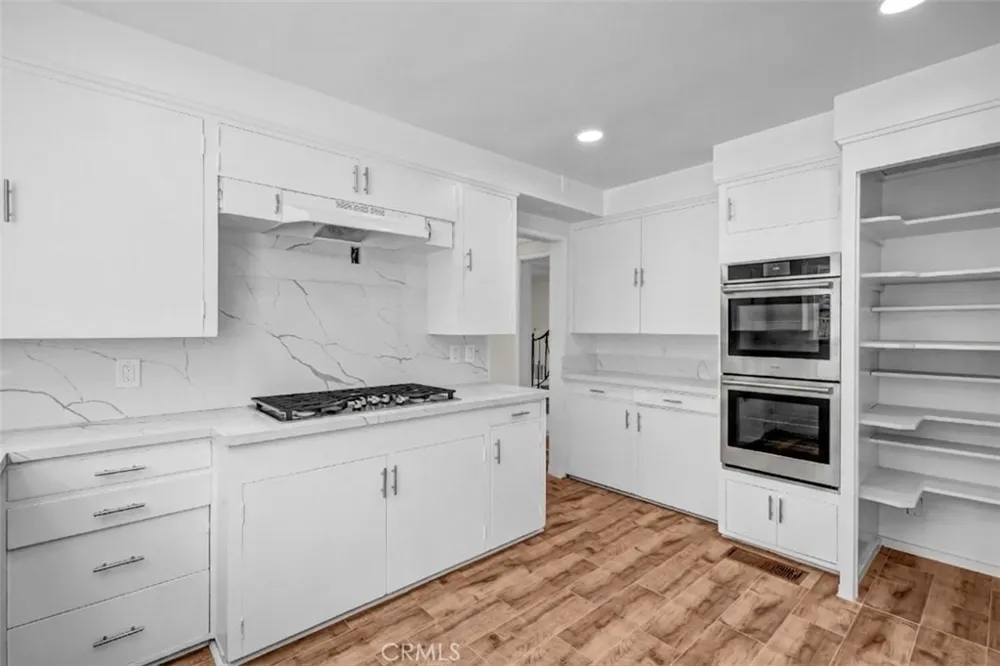 414 Hilgard Avenue Los Angeles, CA 90024