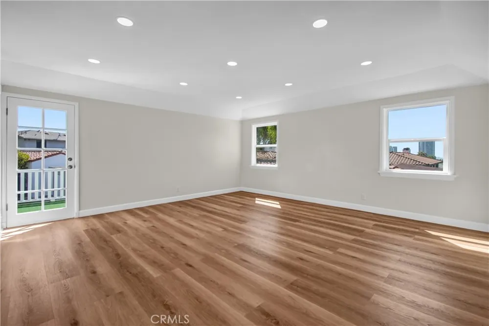 414 Hilgard Avenue Los Angeles, CA 90024