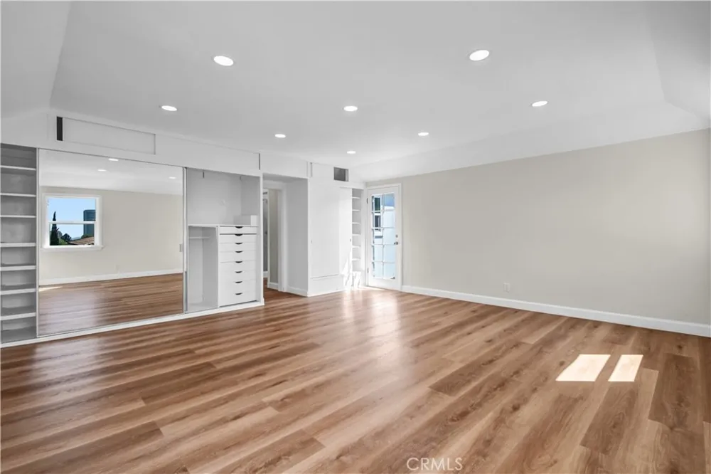 414 Hilgard Avenue Los Angeles, CA 90024