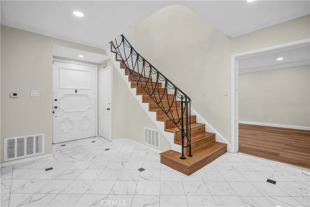 414 Hilgard Avenue Los Angeles, CA 90024