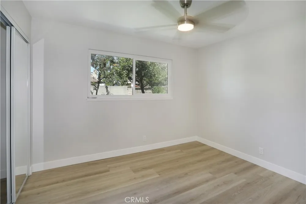 2105 W Hall Santa Ana, CA 92704