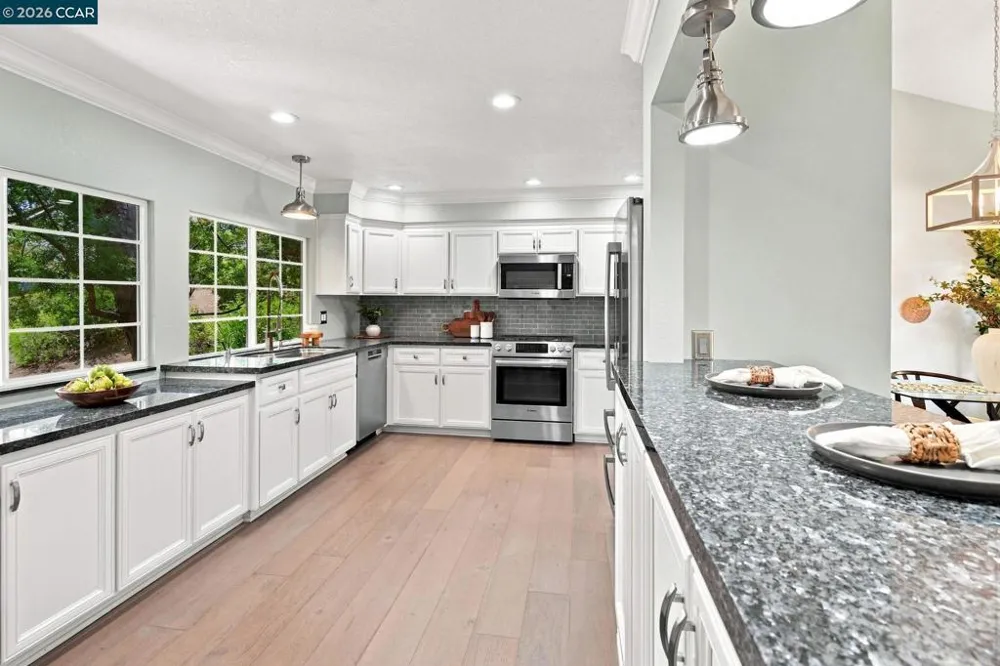 2942 Miller Dr Fairfield, CA 94534