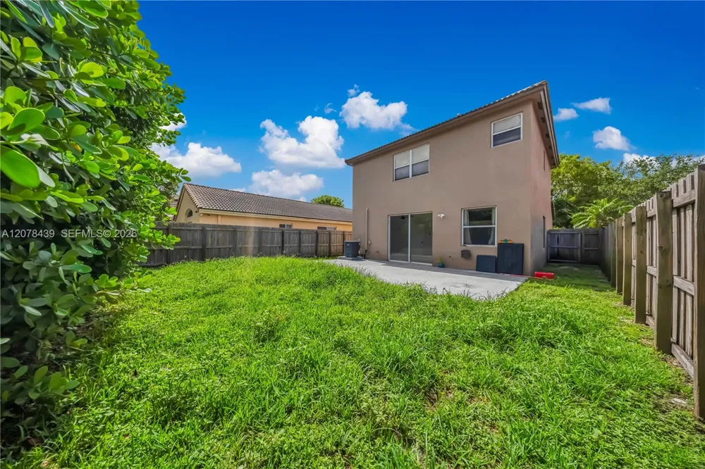 2019 SE 13th St Homestead, FL 33035