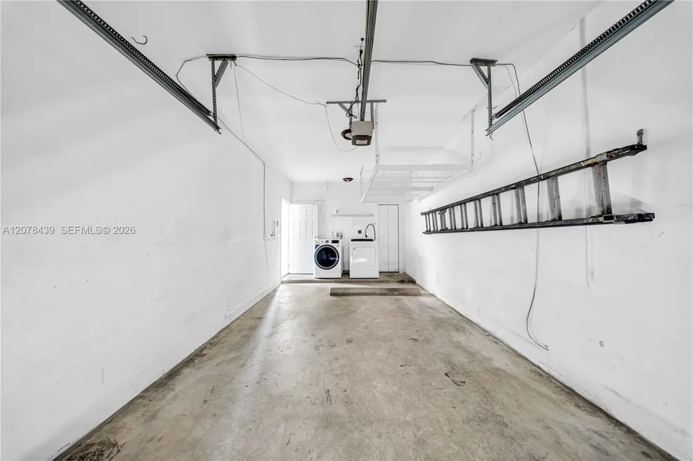 2019 SE 13th St Homestead, FL 33035