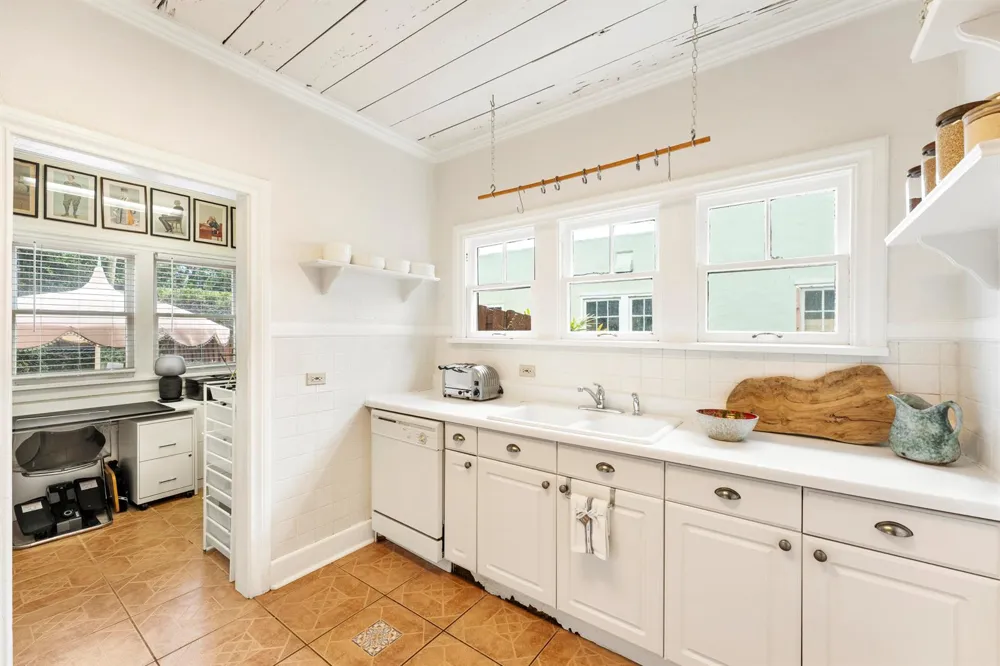 416 WESTWOOD ROAD West Palm Beach, FL 33401