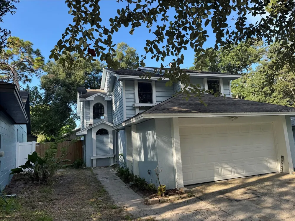 1212 INDIAN BLUFF DRIVE Apopka, FL 32703