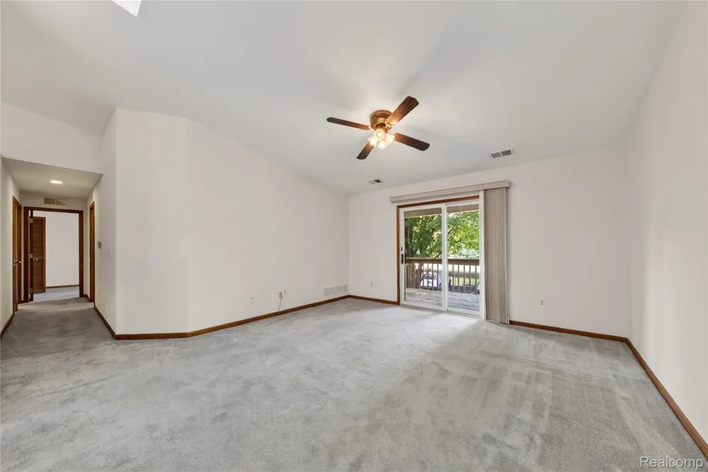 1684 Shoemaker Drive Westland City, MI 48185