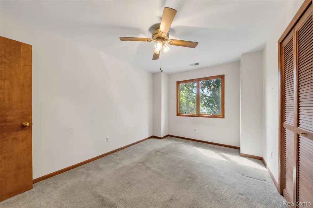 1684 Shoemaker Drive Westland City, MI 48185