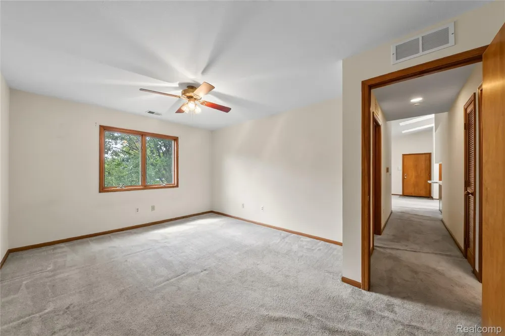 1684 Shoemaker Drive Westland City, MI 48185