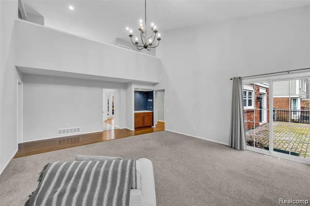 45077 Roundview Drive Novi City, MI 48375