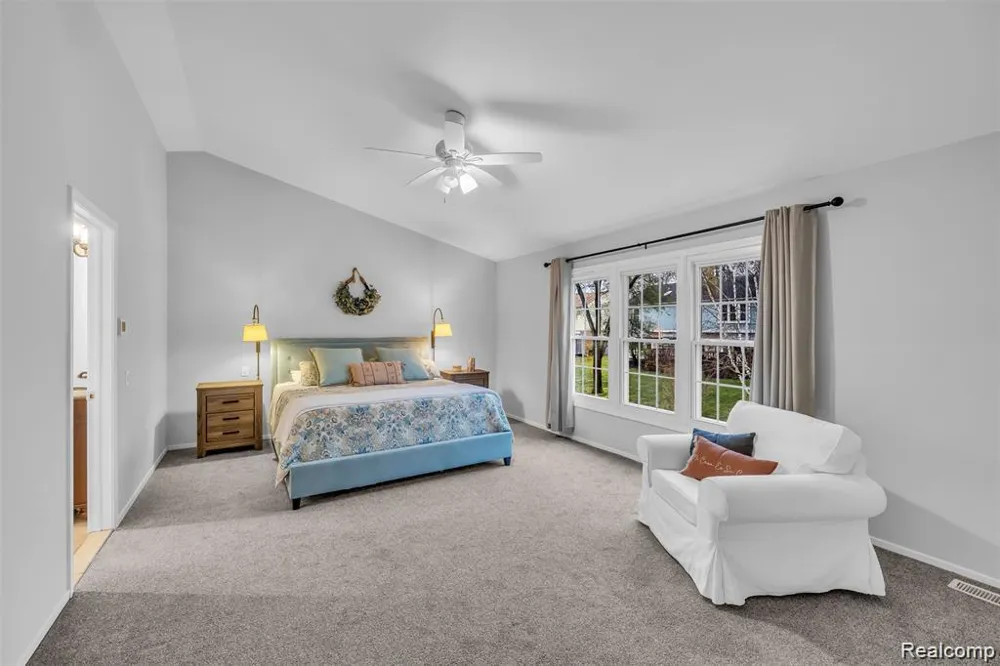 45077 Roundview Drive Novi City, MI 48375