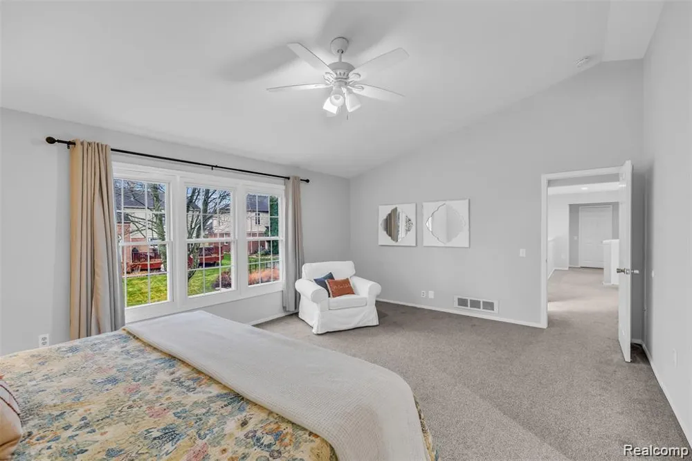 45077 Roundview Drive Novi City, MI 48375