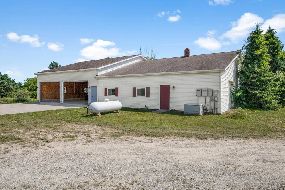 5099 Day Road Forester Township, MI 48419