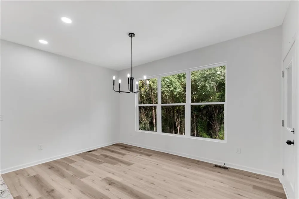 3414 Ashford Loop Ellenwood, GA 30294