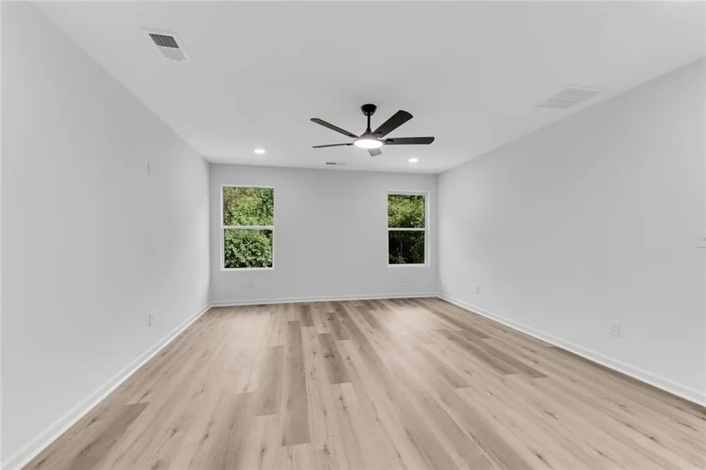 3414 Ashford Loop Ellenwood, GA 30294