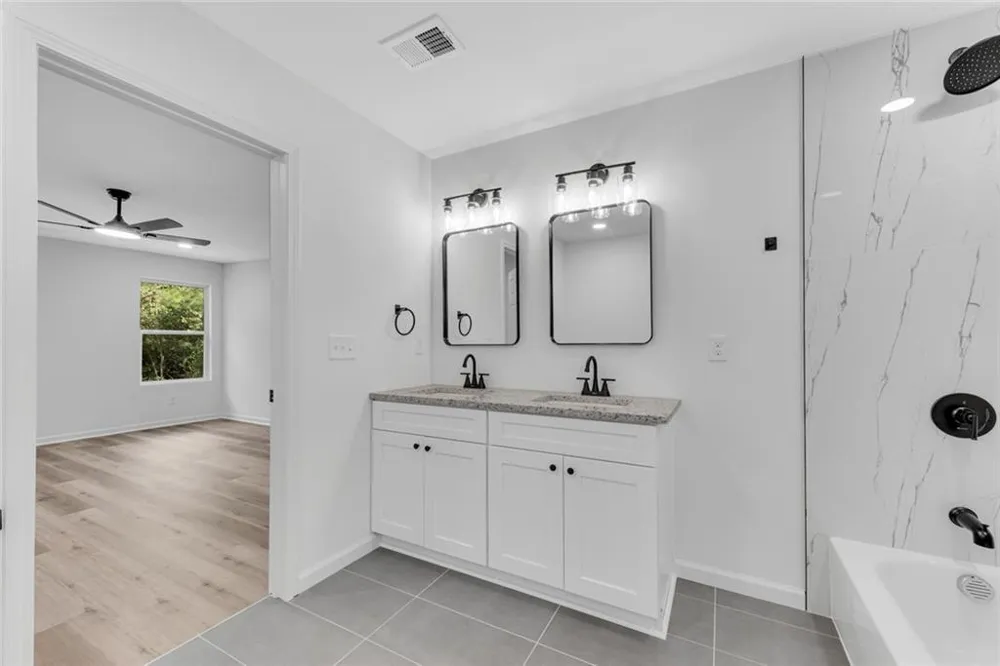 3414 Ashford Loop Ellenwood, GA 30294