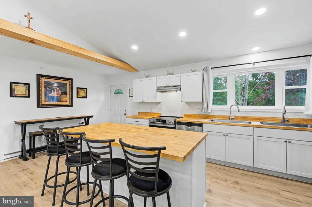 1407 BROADFORD ROAD Oakland, MD 21550
