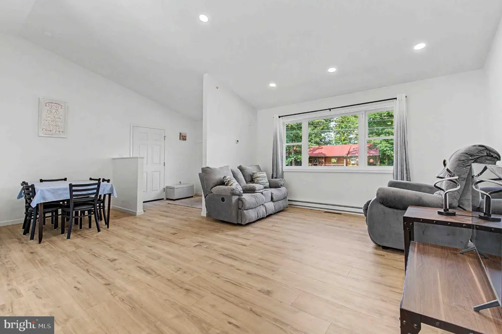 1407 BROADFORD ROAD Oakland, MD 21550